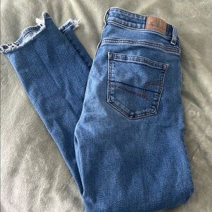 American Eagle Size 2 Mom Jeans